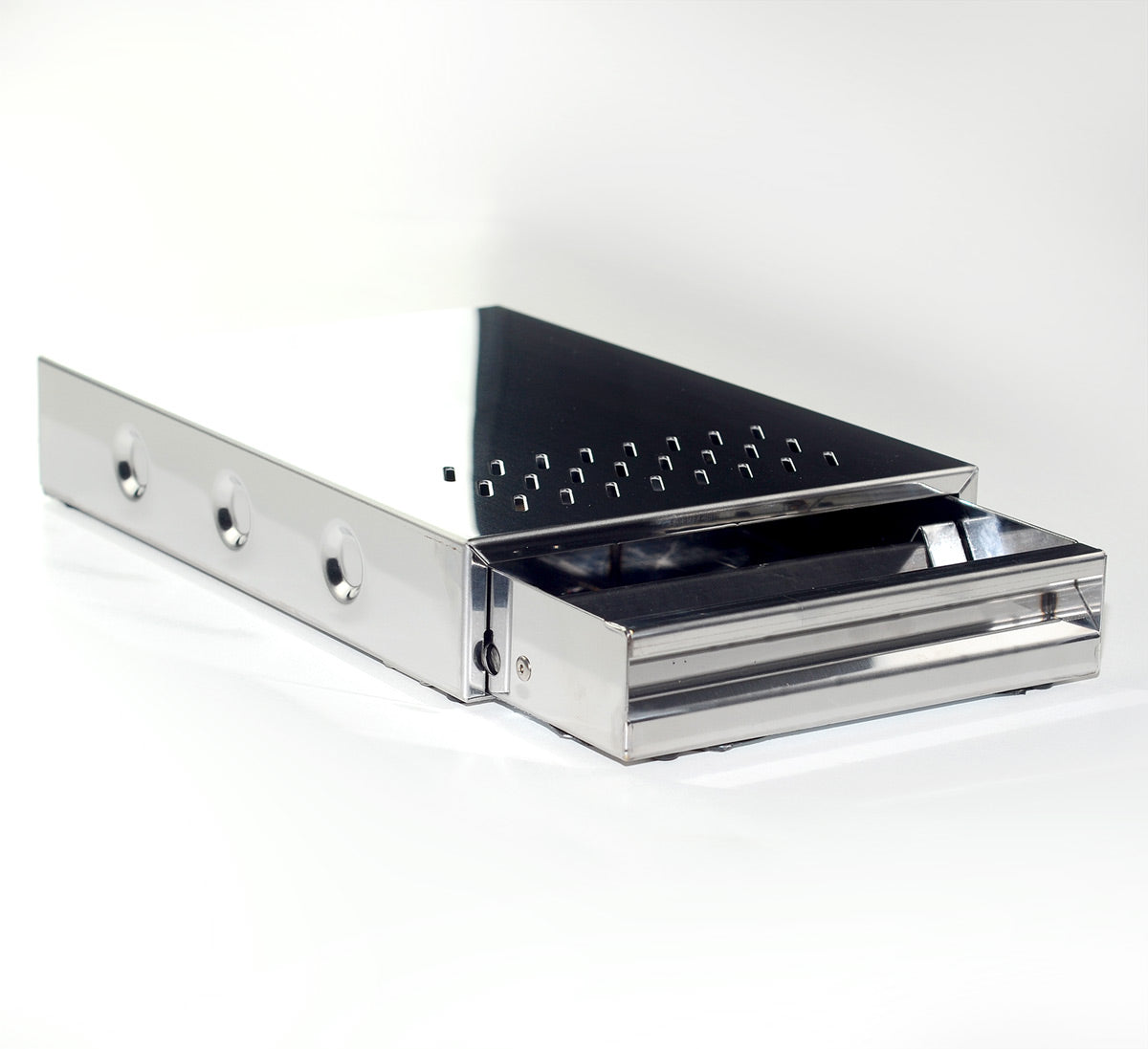 IPM Mini Lux -panimolaatikko - kompakti, hiljainen ja täydellisesti viimeistelty.