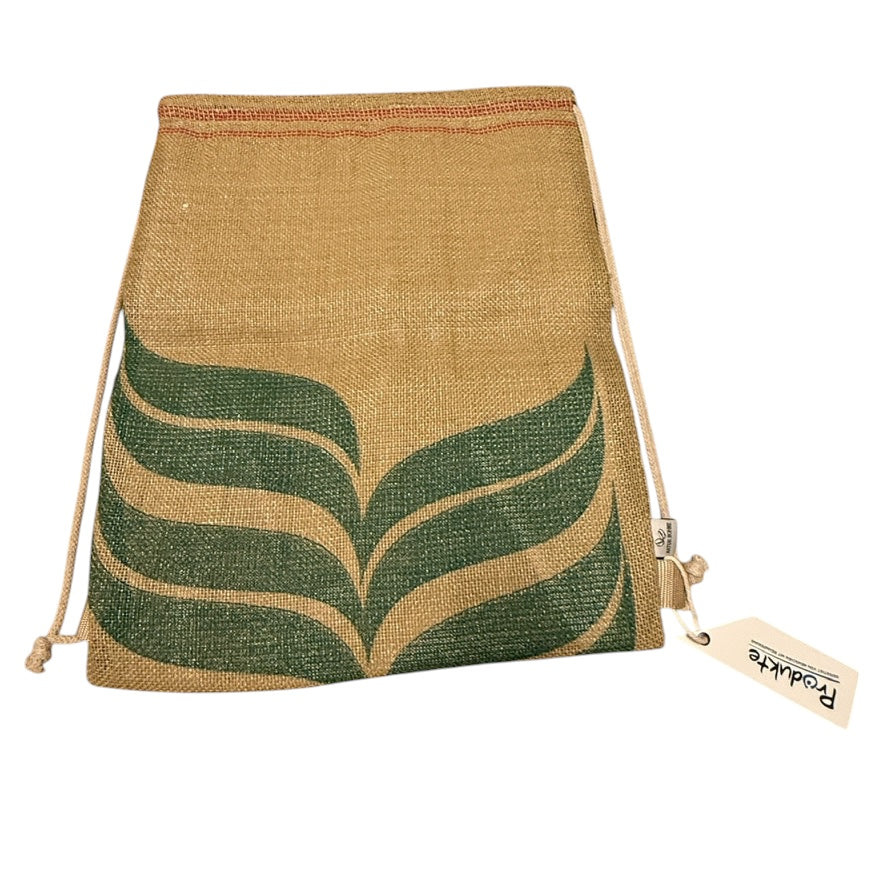 Unique gym bags made from coffee sacks – sustainable, handmade and socially committed