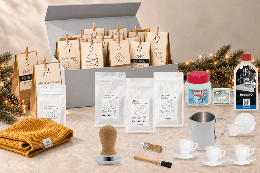 Kaffee-Adventskalender 2026: 12 Bio-Kaffees und Wiedemann-Zubehör