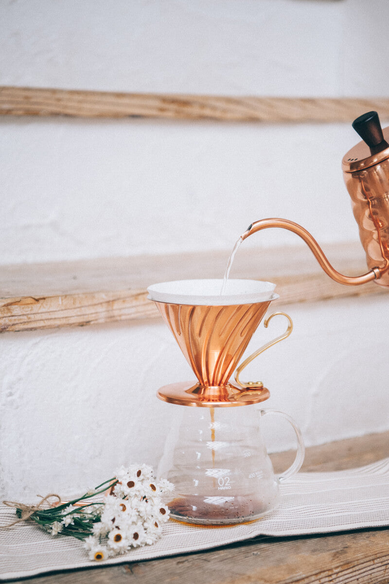 Hario V60-02 Dripper van staal en koper